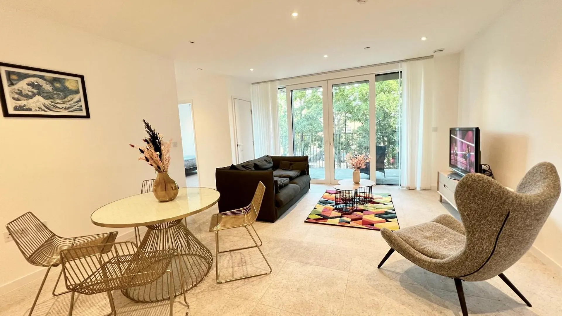 Whitechapel Superior Apartment London 0*,