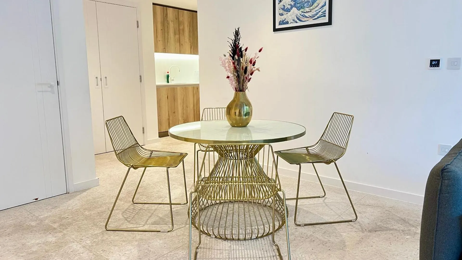 Whitechapel Superior Apartment London