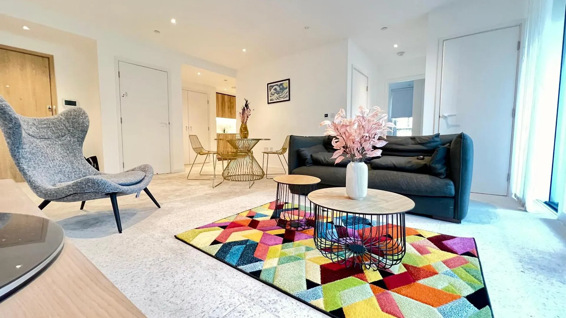 Whitechapel Superior Apartment location
